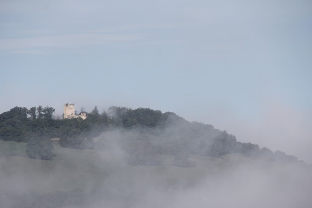 Le ciel bleu apparaît doucement (EL)