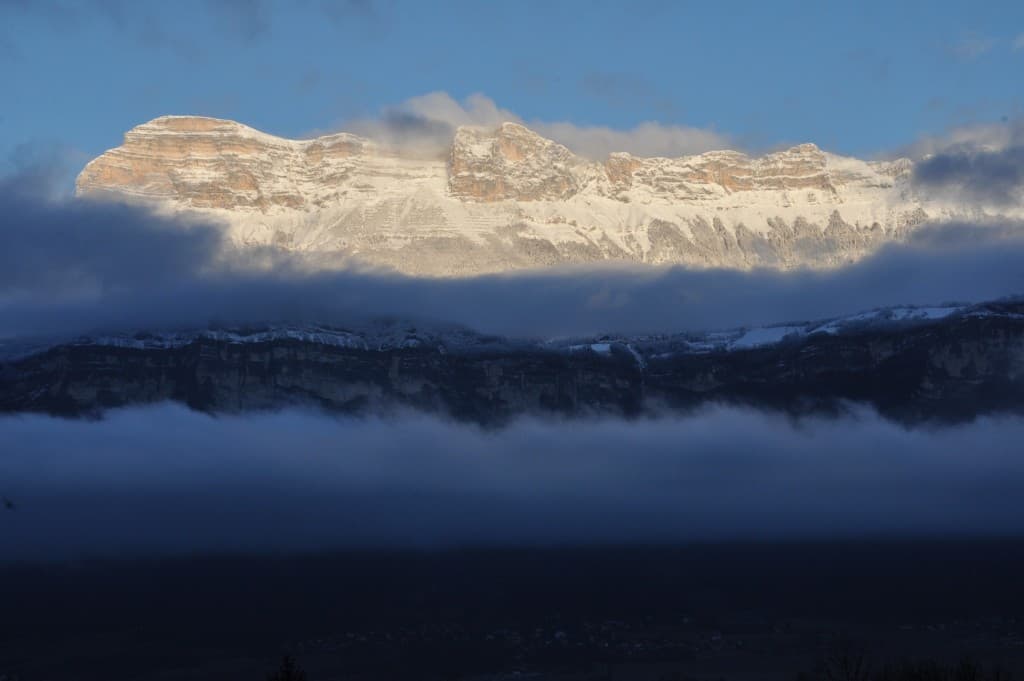 Soleil du matin sur la Chartreuse !!