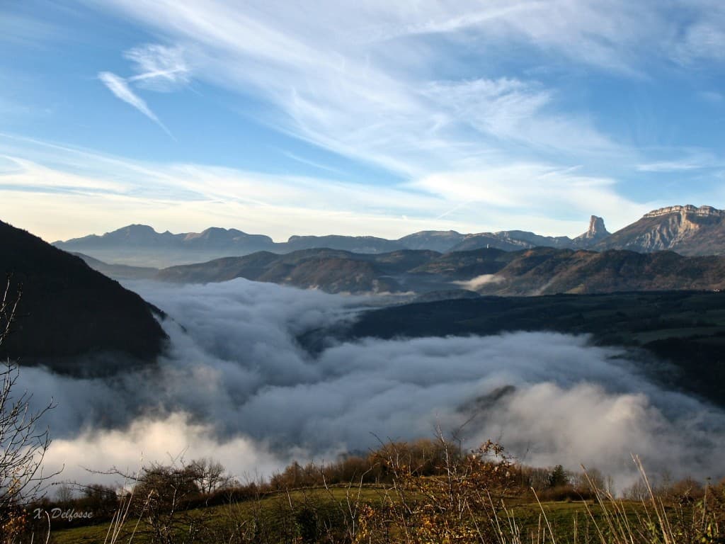 mer de nuages sur le Lac de Monteynard