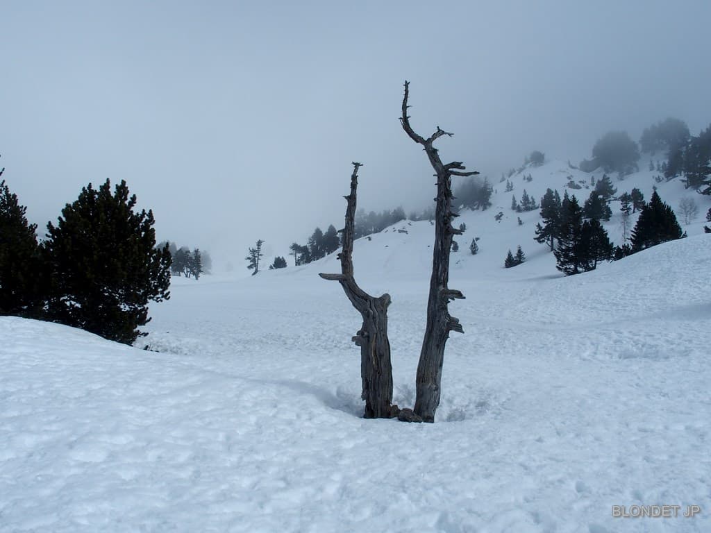 Ici le lac Achard