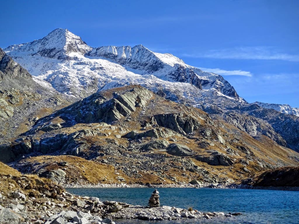 Lac de Cottepens et Pyramide