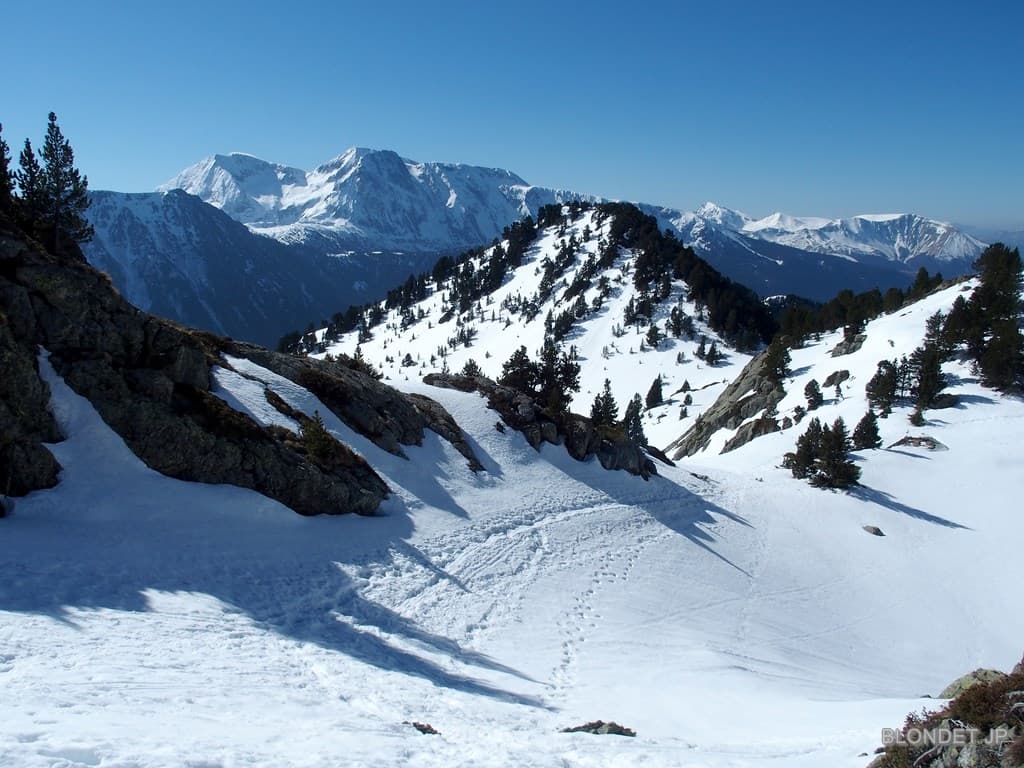 Au dessus du Col de l'Infernet
