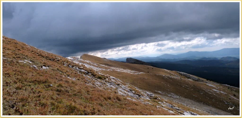 nuageux sur le Vercors