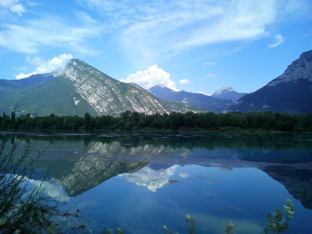 Quand l'Isère se prend pour un lac.