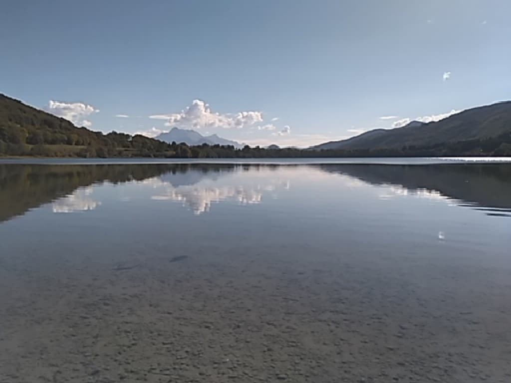 Lac de Petichey à St Theoffrey 