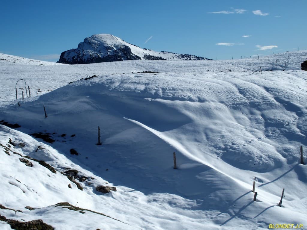 Chamechaude vue des chalets du Charmant Som
