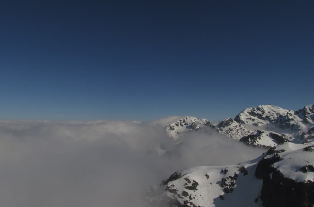 Nuages à l'assaut de Belledonne