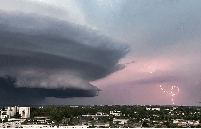 Orage supercellulaire ou supercellule : quelles différences avec les orages classiques ?