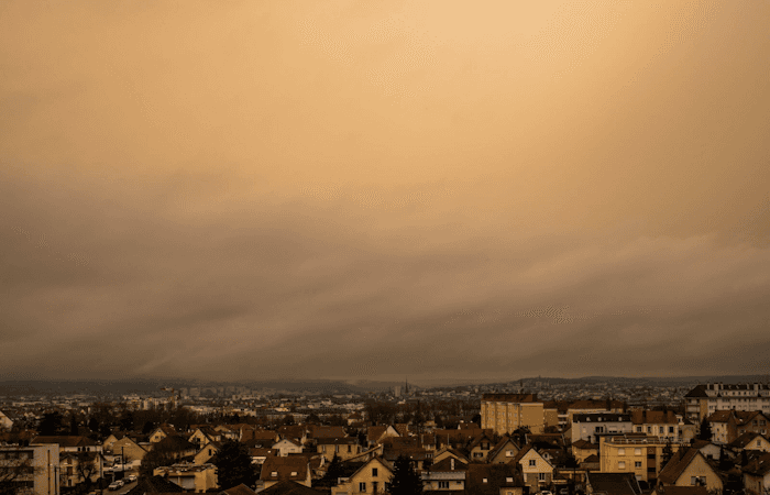 Pourquoi le sable du Sahara peut-il former des nuages ?