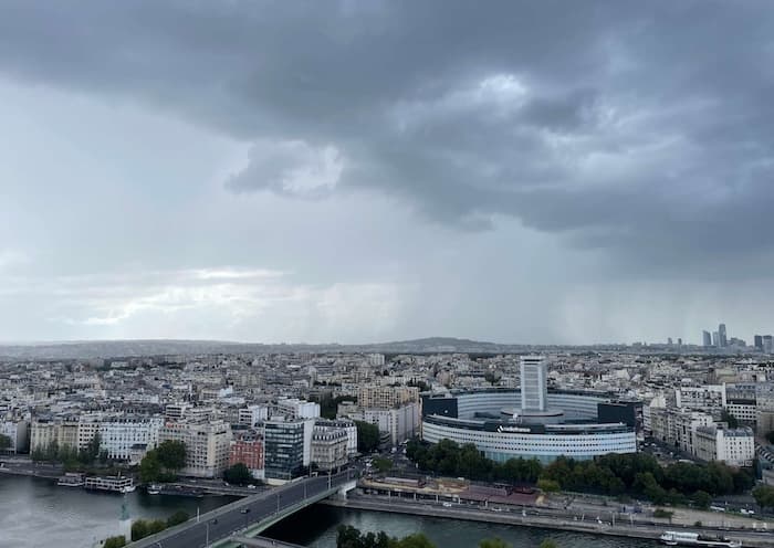 Des orages arrivent rapidement sur Paris et l’Île-de-France