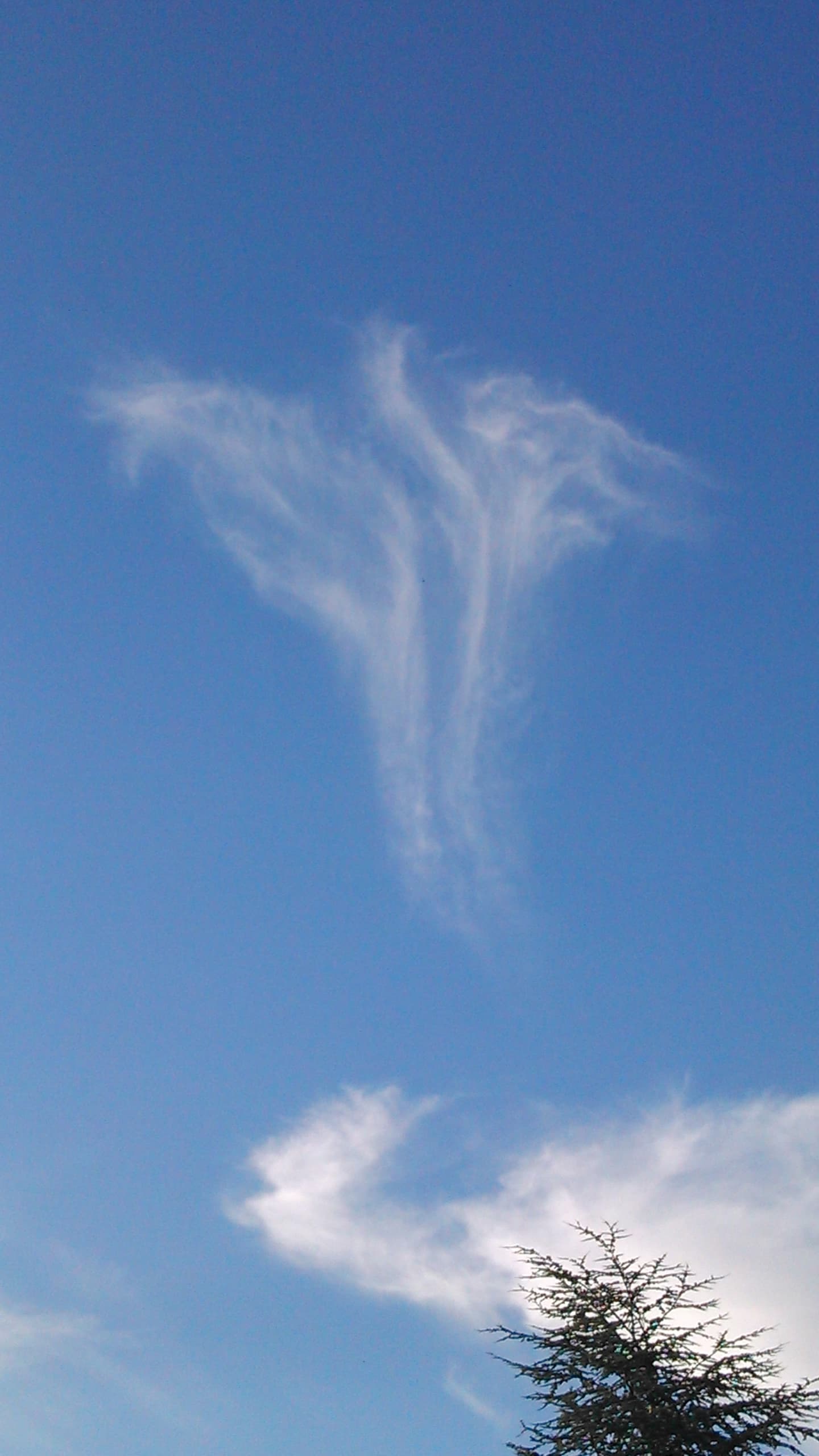 étrange nuage