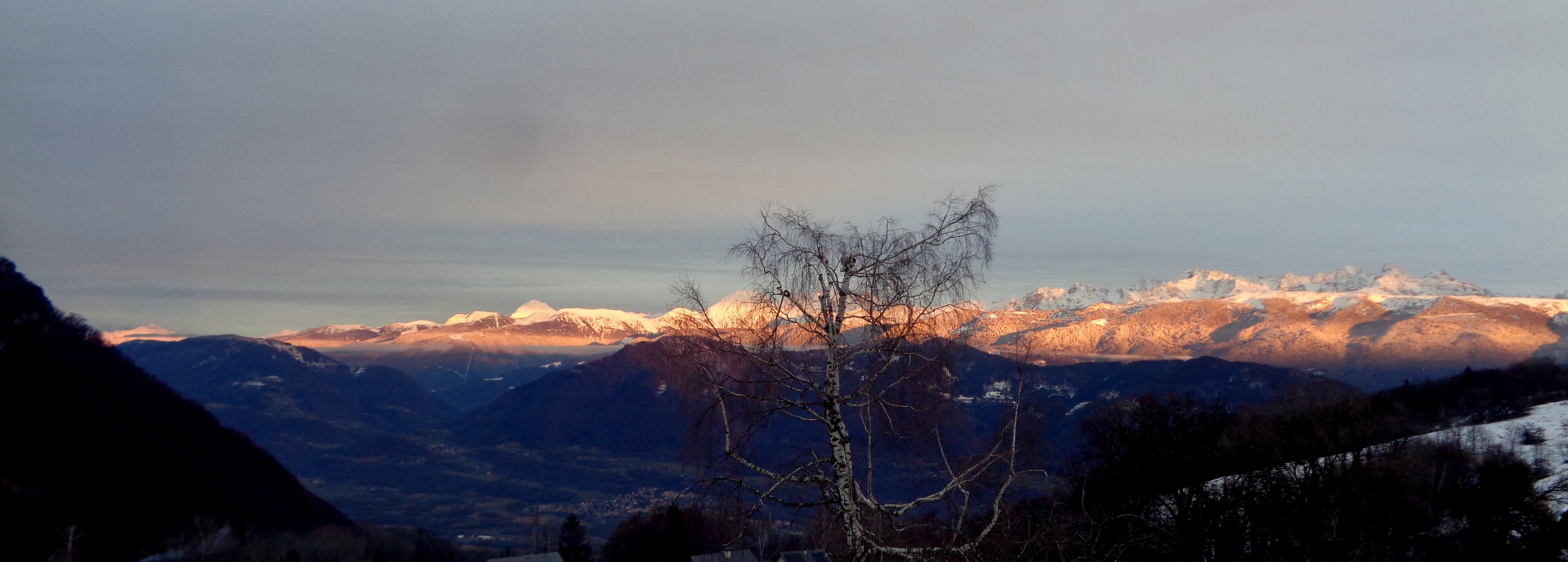 coucher de soleil après dissipation de la mer de nuage