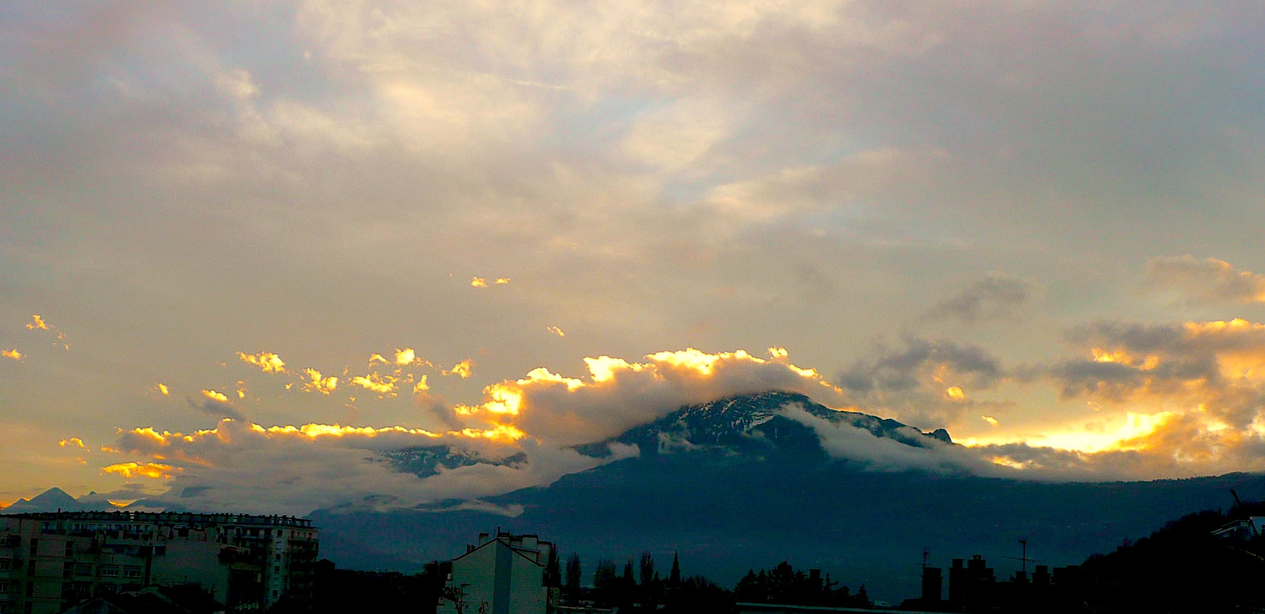 Pleins feux dans le ciel du Vercors