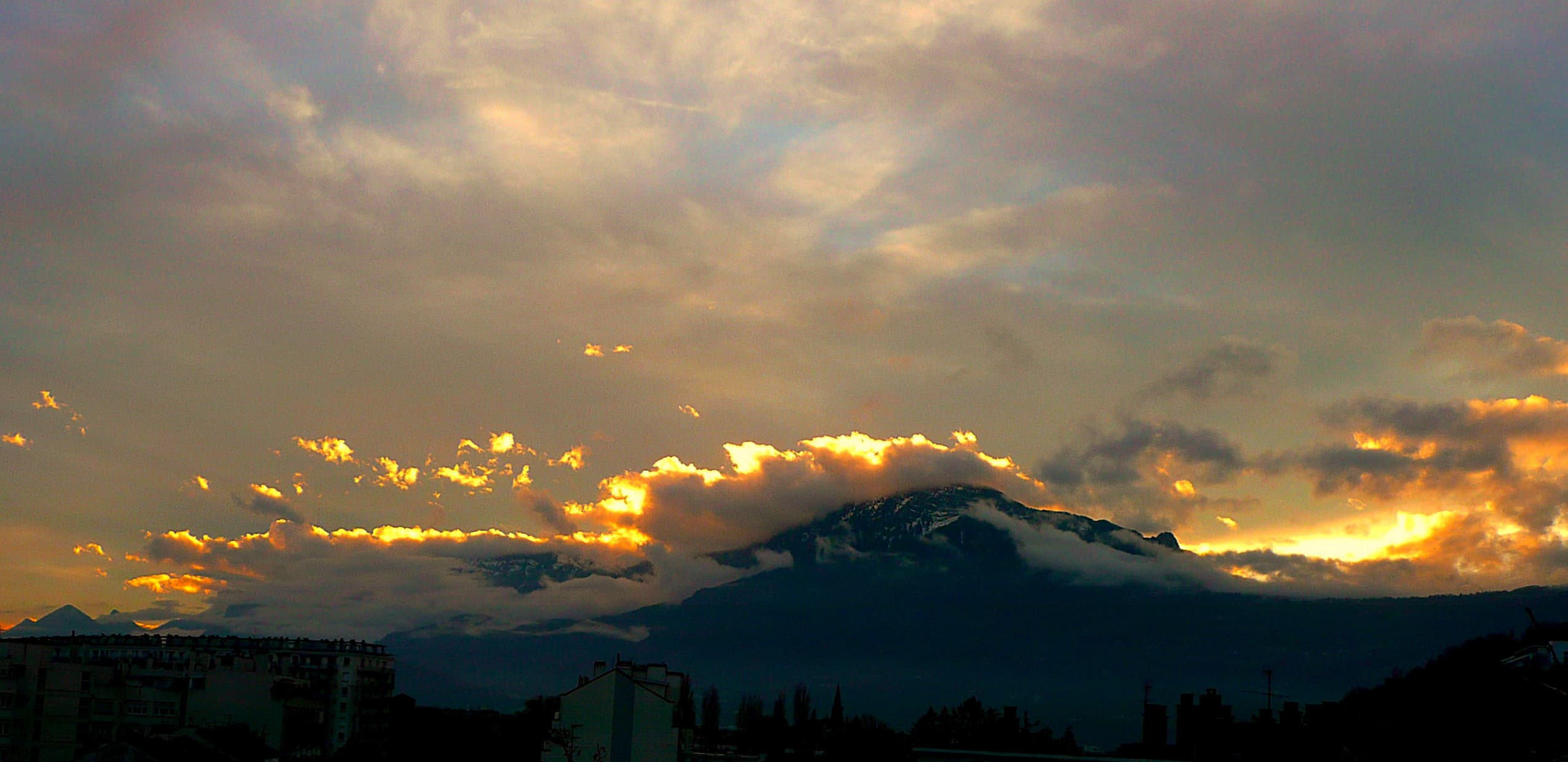 Pleins feux dans le ciel du Vercors