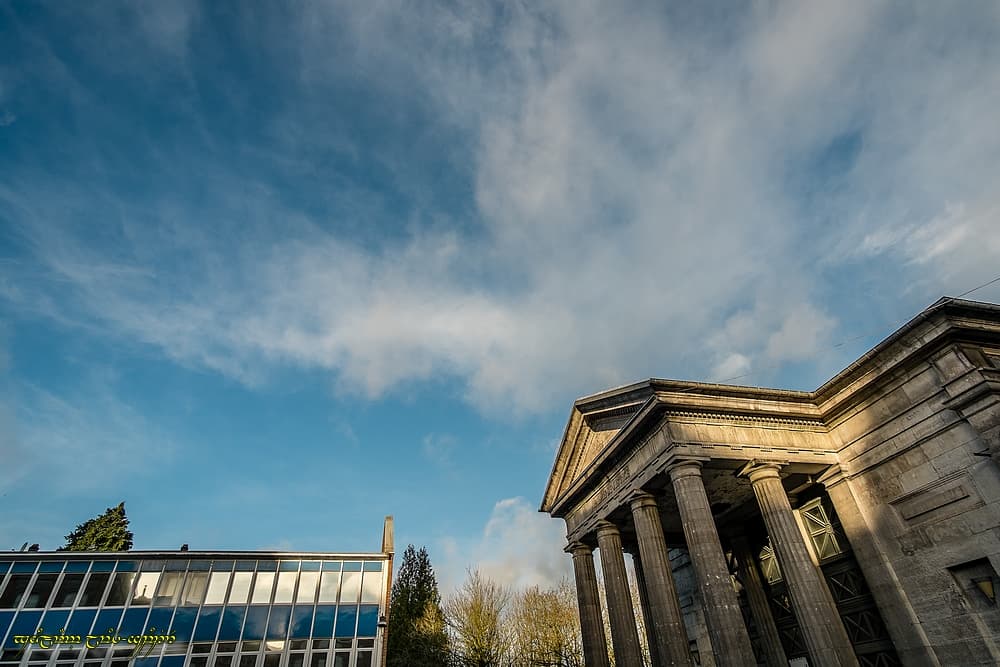 Sérénité au-dessus de l'ancienne justice