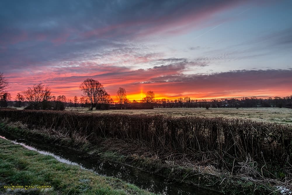 Fossés remplis, intensité colorée