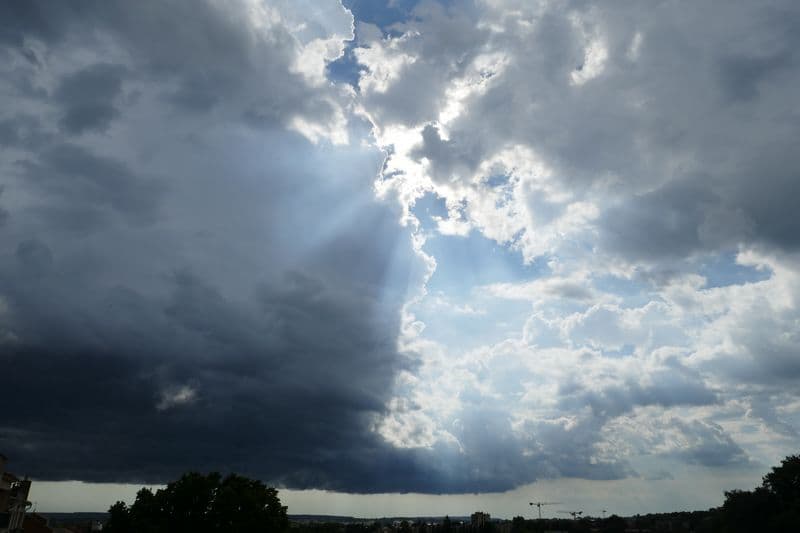 orage bref mais intense à aix en provence