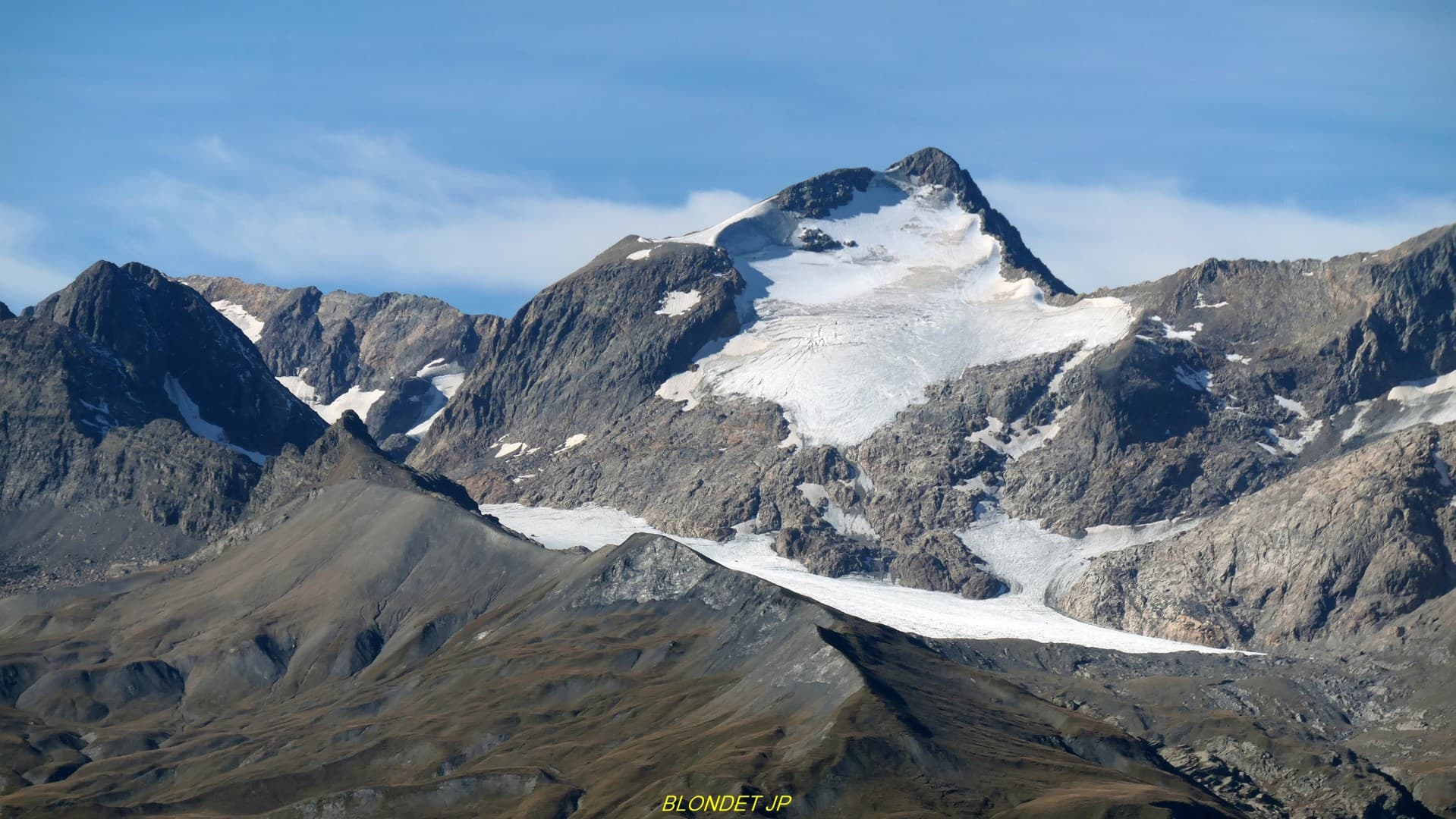 Etendard vu du Mont Charvin