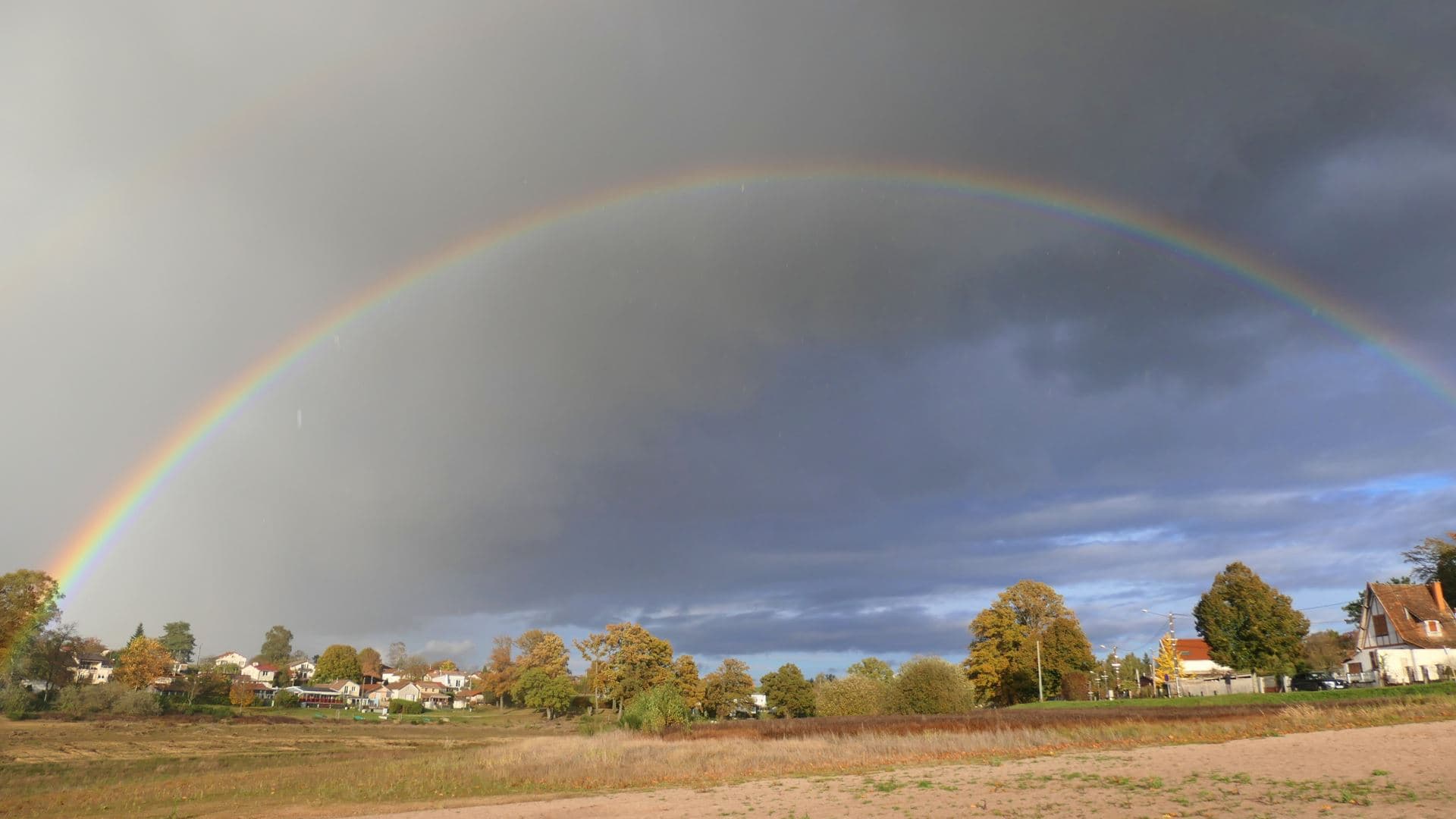 Arc en ciel au bord du lac de Bouzey