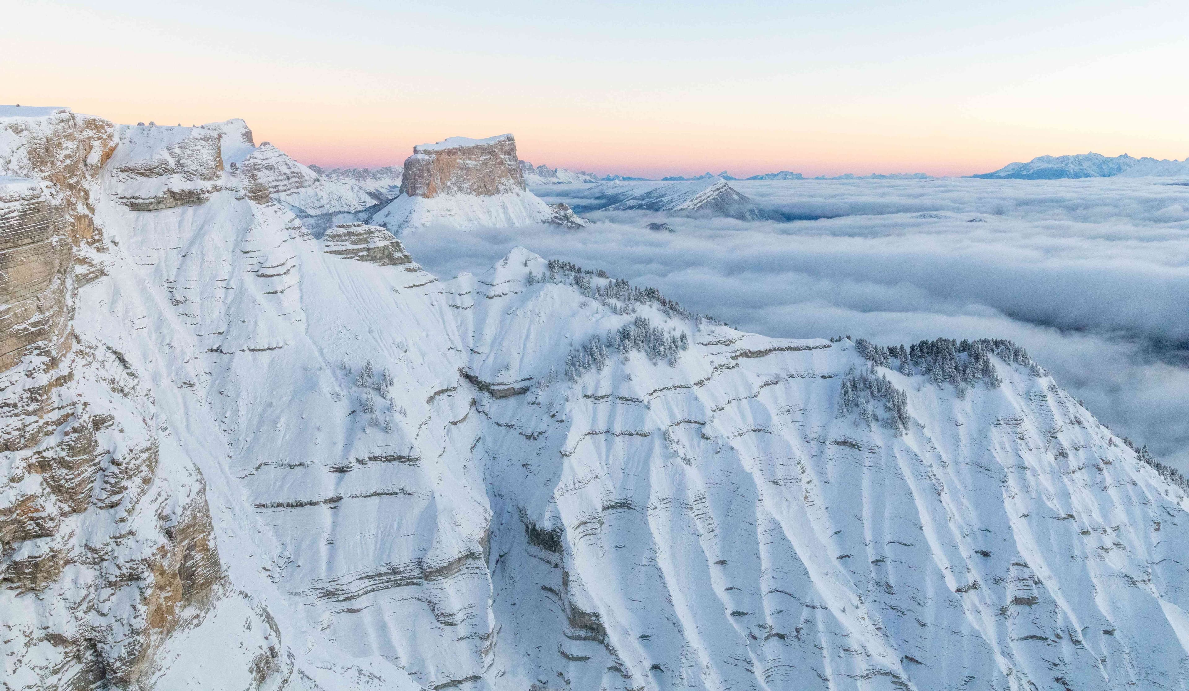 Le Mont aiguille depuis la Tête Chevalière, Vercors