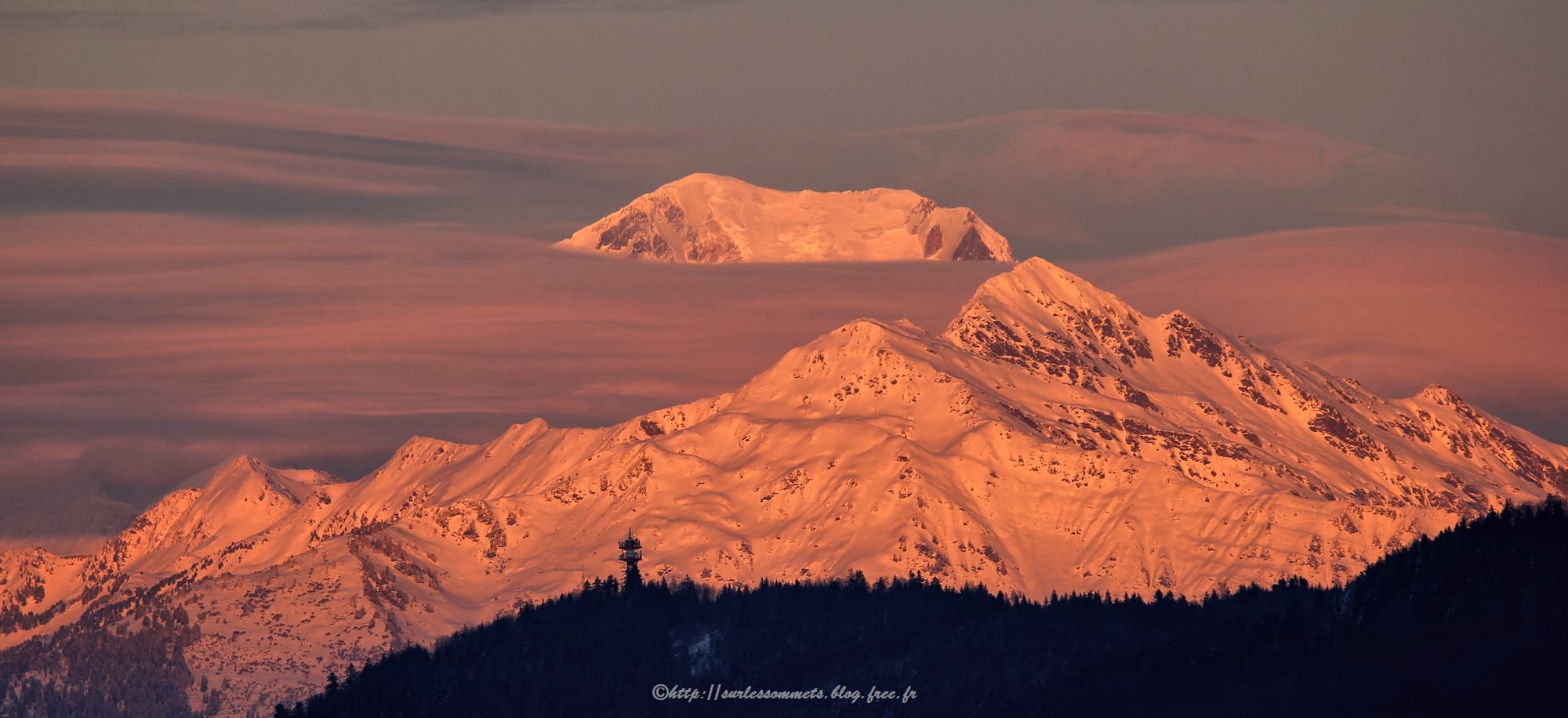 Soleil couchant sur le Grand Arc et le Mont Blanc