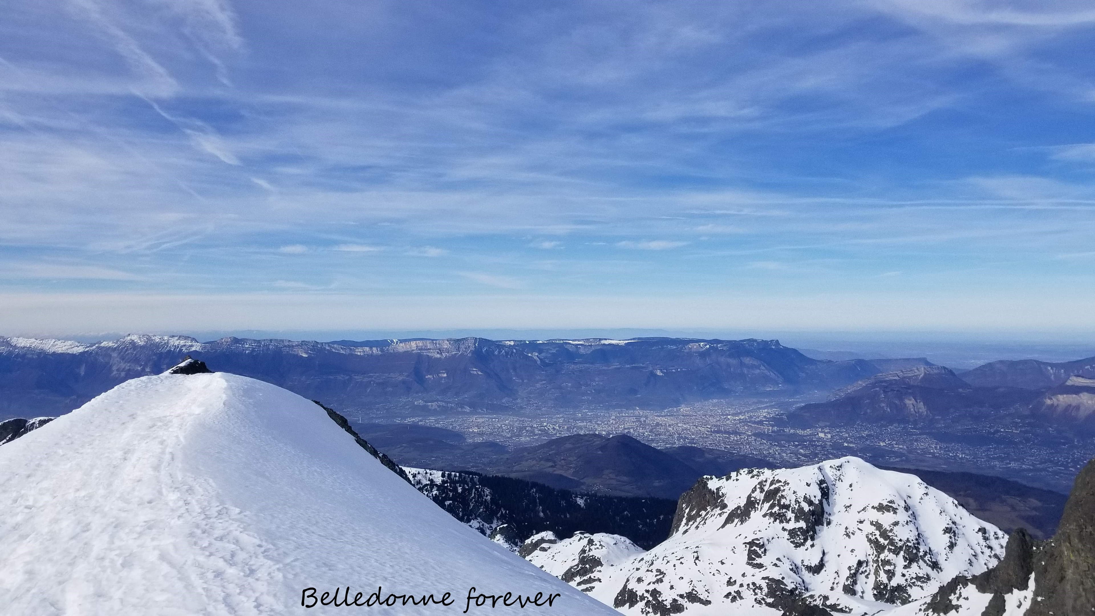 La neige est de retour dans les Alpes : les plus belles images près de  Grenoble