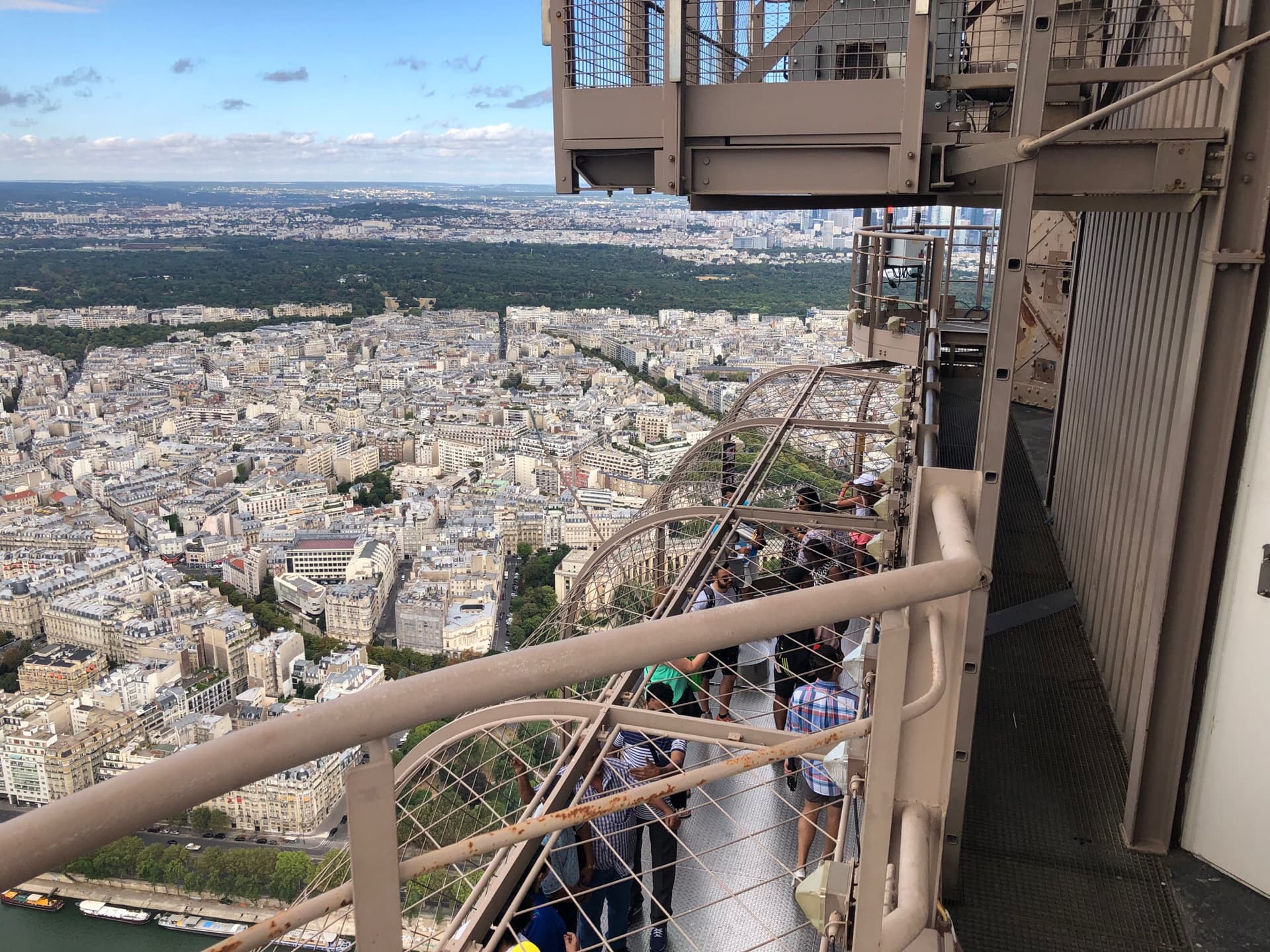 encore-plus-haut