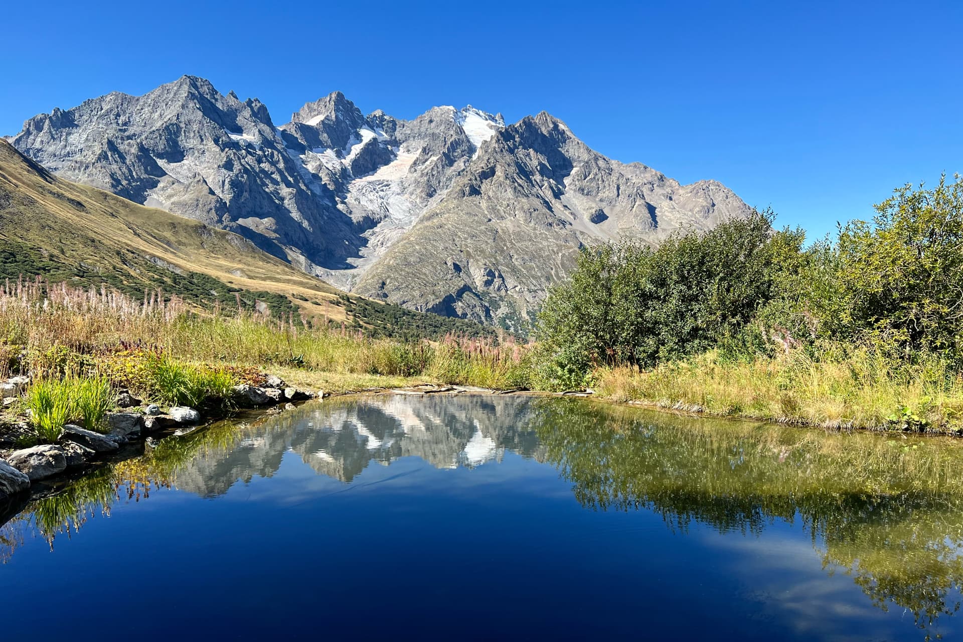 reflet-au-jardin-du-lautaret
