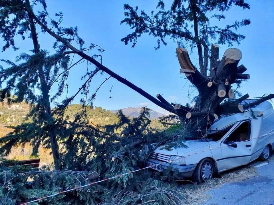 Image d'illustration pour Tempête Fabien : suivi des intempéries du 22 décembre 2019