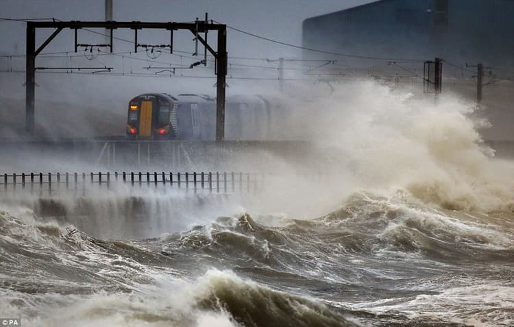 Image d'illustration pour Tempêtes à répétition sur les Iles Britanniques