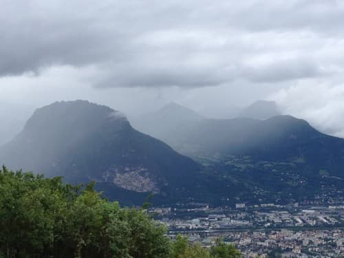 Averses sur la Chartreuse 