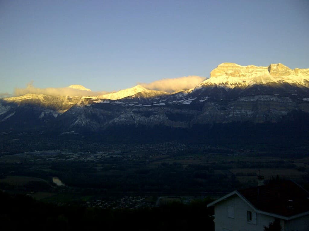 Dent de Crolles à l'aube