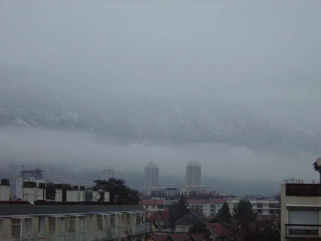 Neige et brouillard