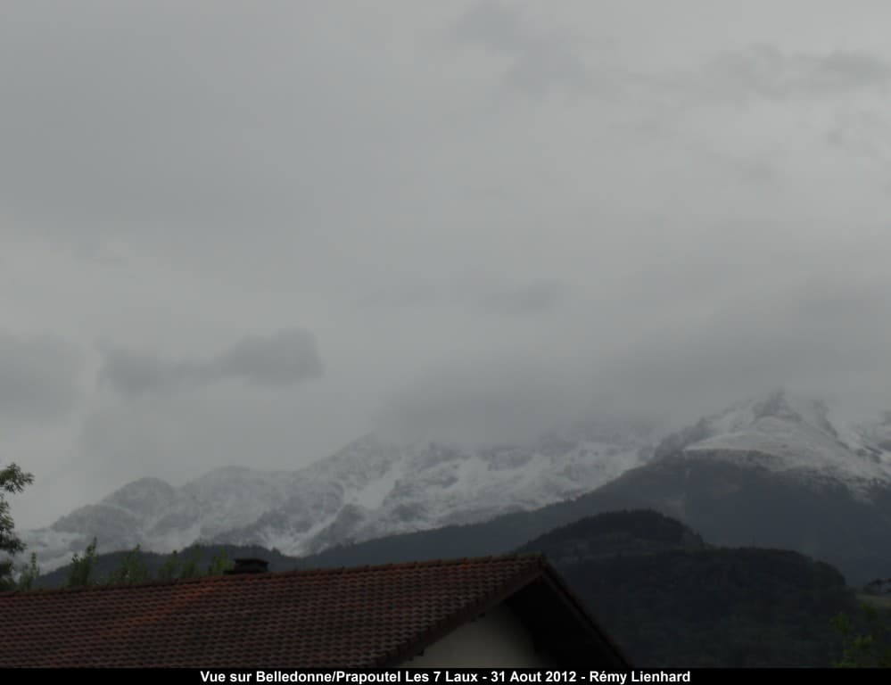 Neige sur Belledonne - 31 Aout 2012