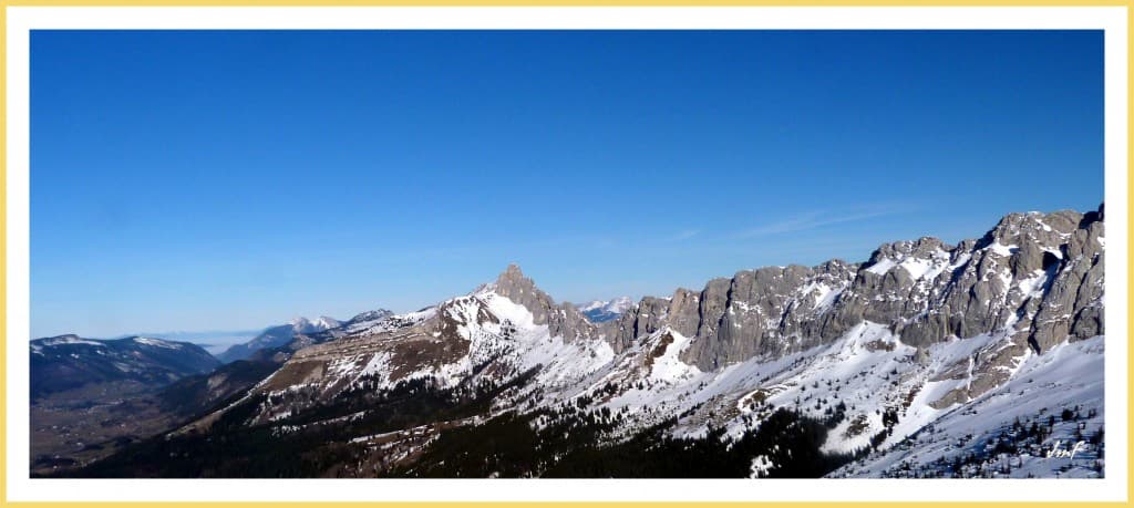Grand bleu sur les Alpes