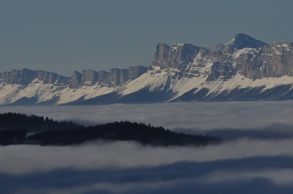 Ile sur mer de nuages....