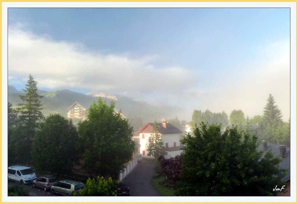 la brume se dissipe 