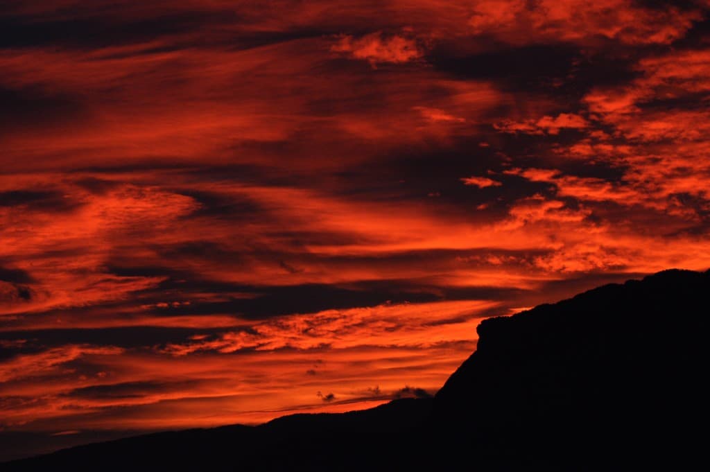 Le ciel s'embrase  (MG)