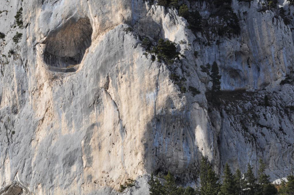 Le visage de l'homme de pierre!!!