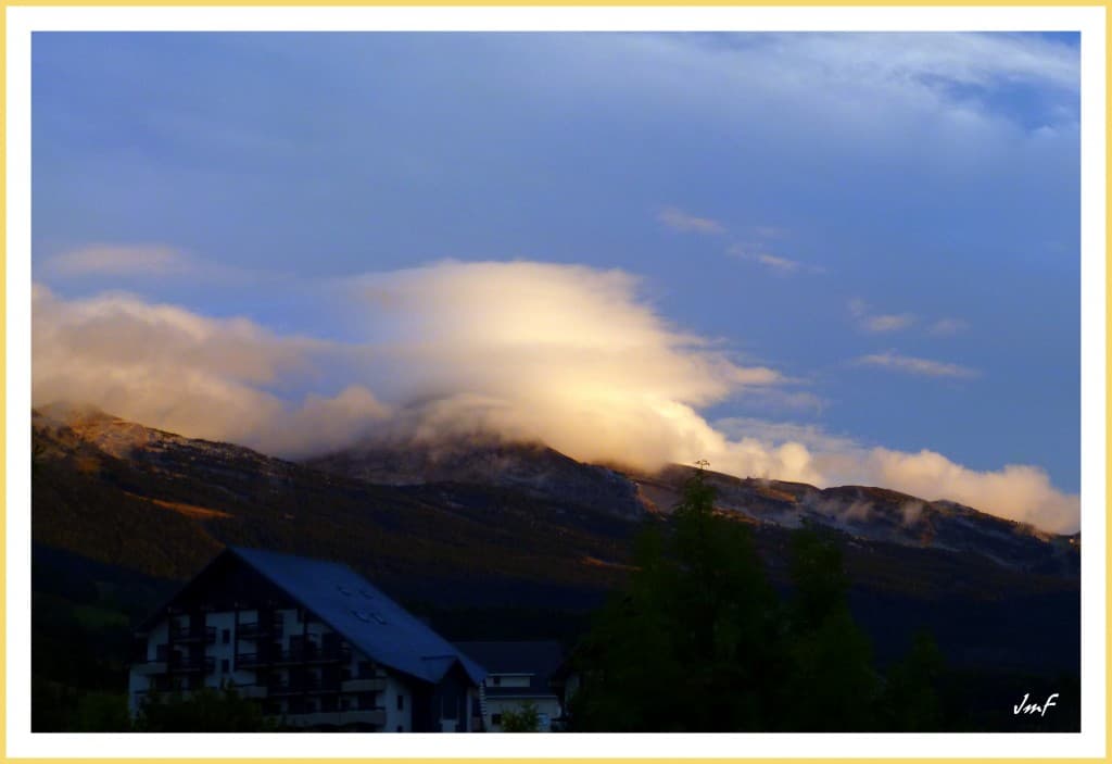 lenticulaire sur la Gde Moucherolle