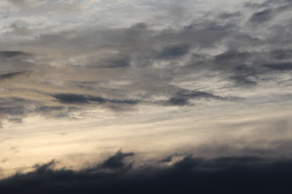 Nuages annociateurs