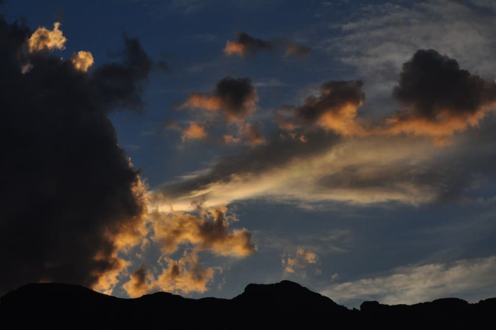 Nuages de feu sur la Chartreuse....
