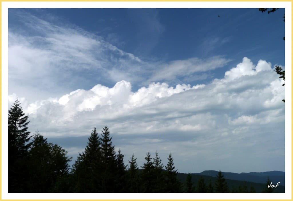 pré orageux sur le Vercors