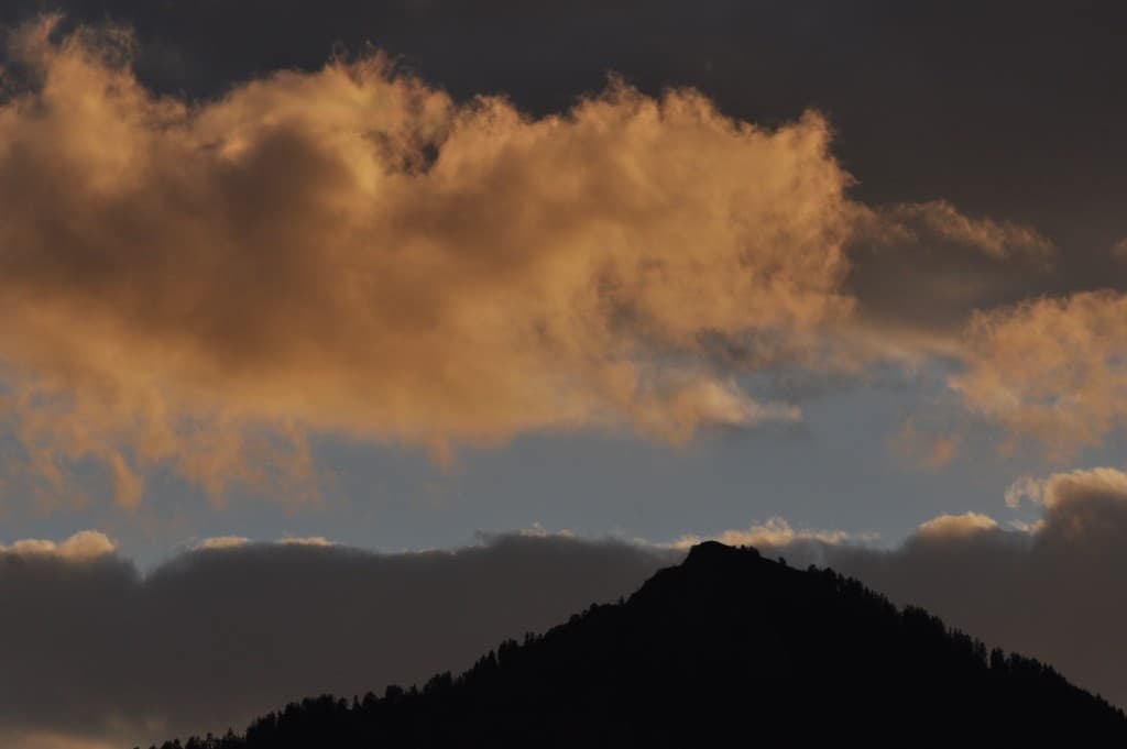 Soleil couchant sur le bec charvet.