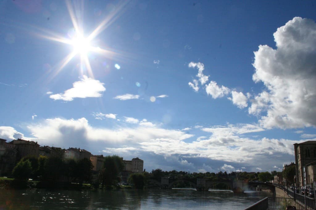 Un coin de ciel bleu(N.M)
