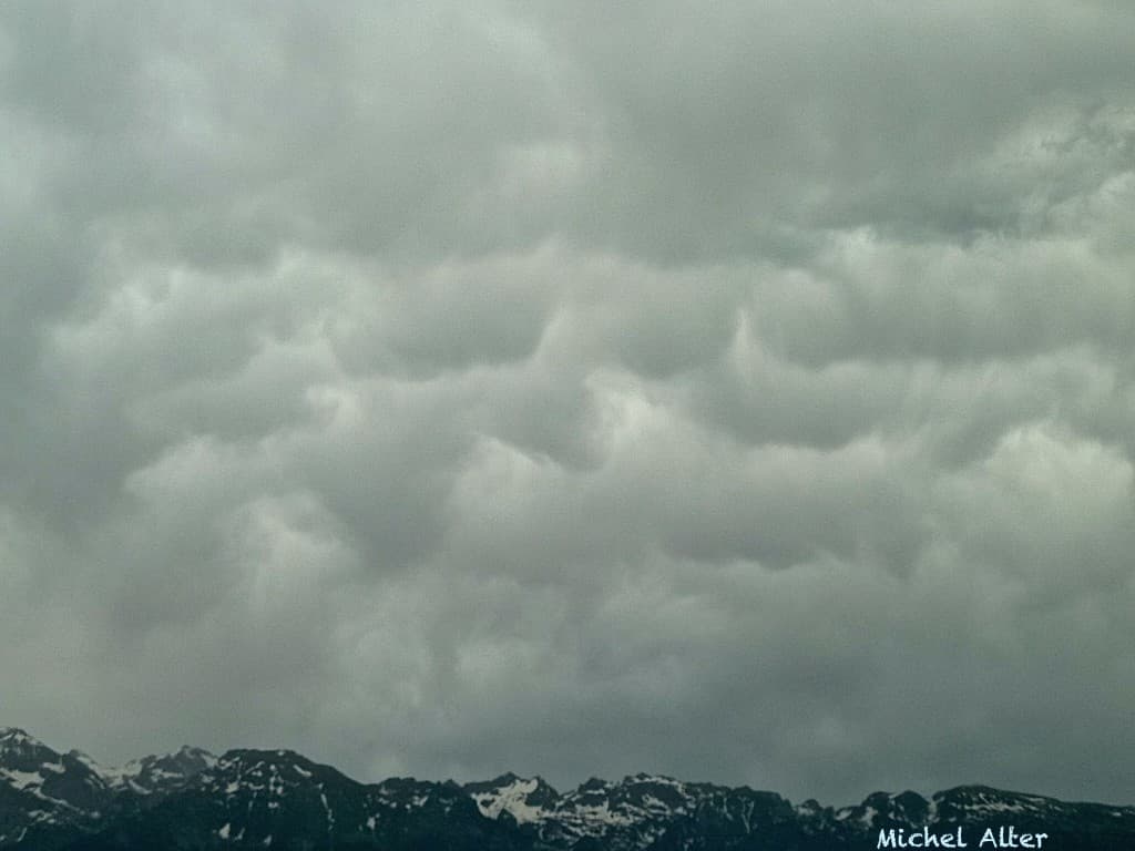 Amorce de mammatus ?