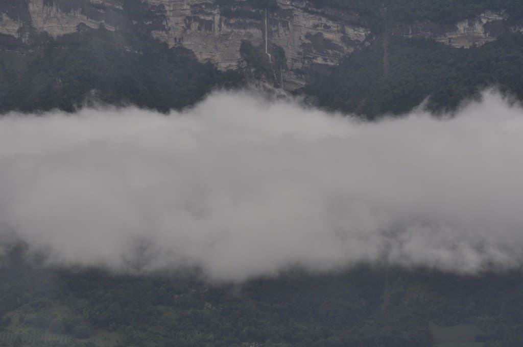 Gris en haut...maussade en bas...!!!