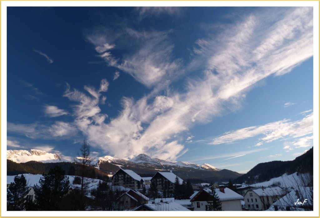 les nuages reviennent