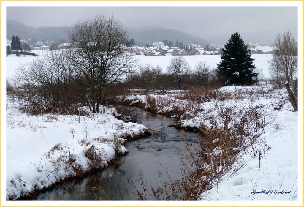 paysage endormi sous la neige