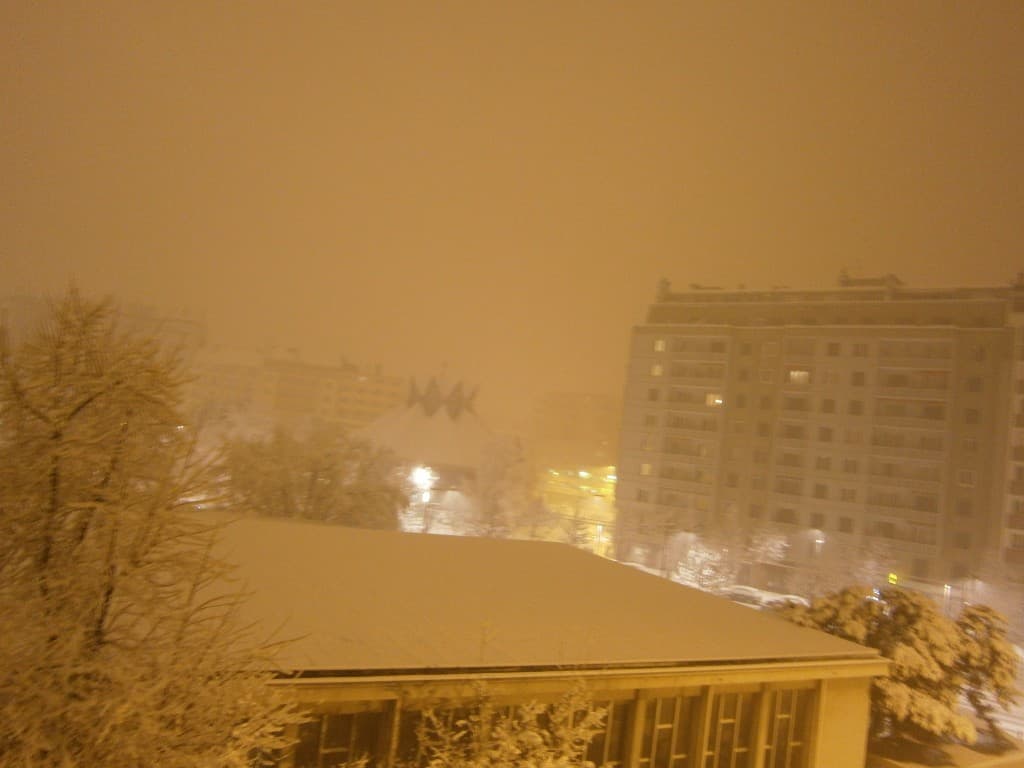 Tombe la neige....
